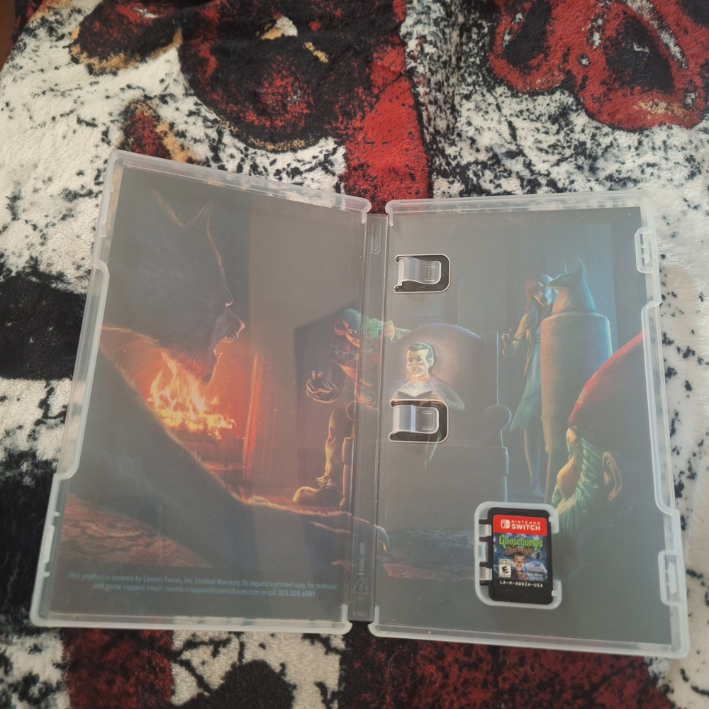 Goosebumps: Dead of Night for Nintendo Switch - Black and Red - Picture 3 of 6